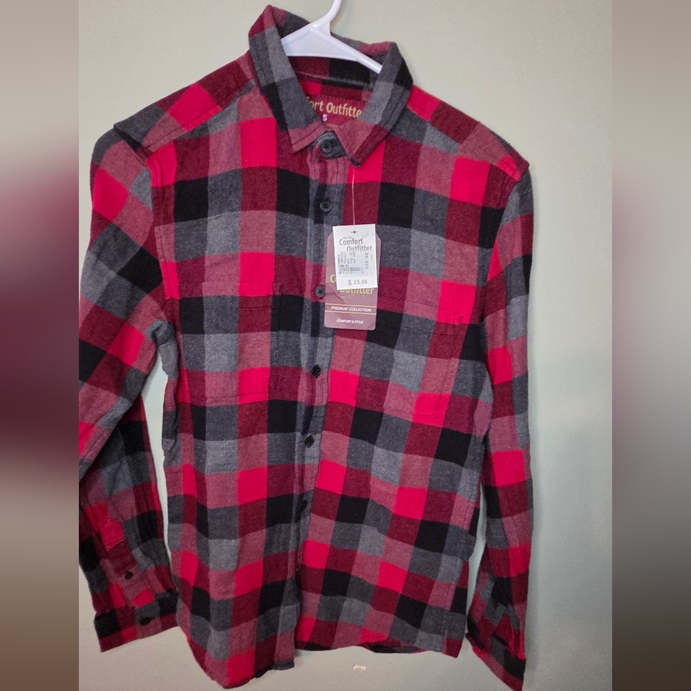 Comfort Outfitter Red & Gray Plaid Flannel Shirt – Size S – NWT